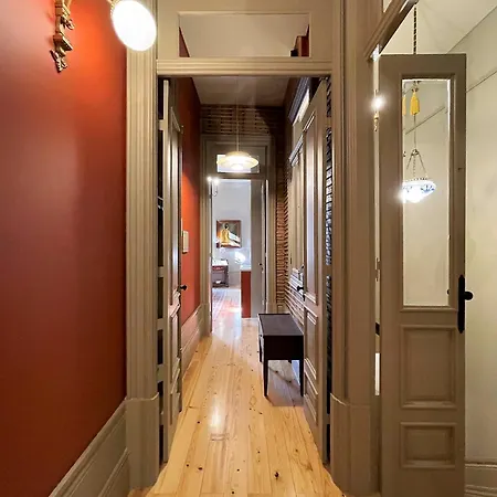 Victoria House Apartment *