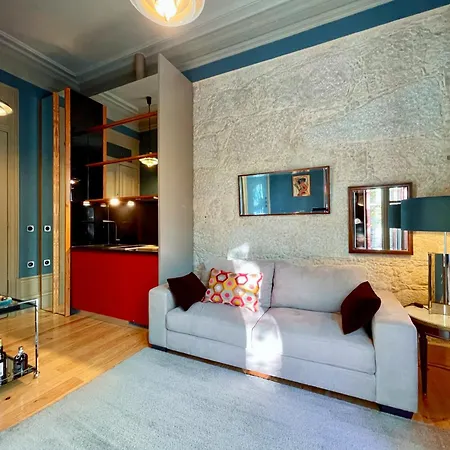 Victoria House *